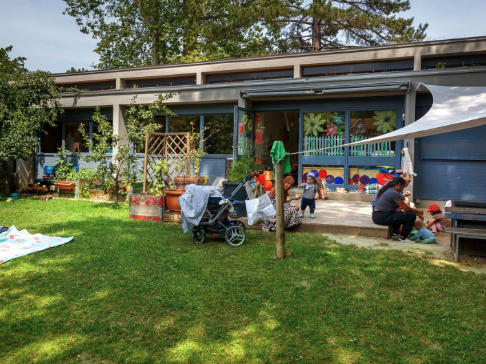 Kita 10 Rötel - Wipkingen / Schaffhauserplatz