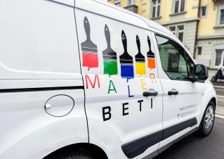 Das Malerunternehmen von Joel Beti hat in der Alten Trotte an der Limmattalstrasse 88 eine neue Heimat gefunden. 