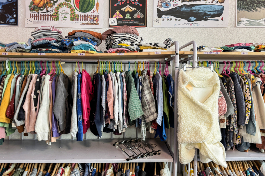 Secondhand-Kinderkleidung, nachhaltiges Denken, Quartiergeist und ein Laden, der weit über die Grenzen von Wipkingen hinaus begeistert.